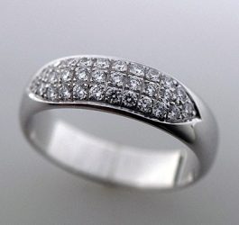 Paveéring oval - ab EUR 2.200,00